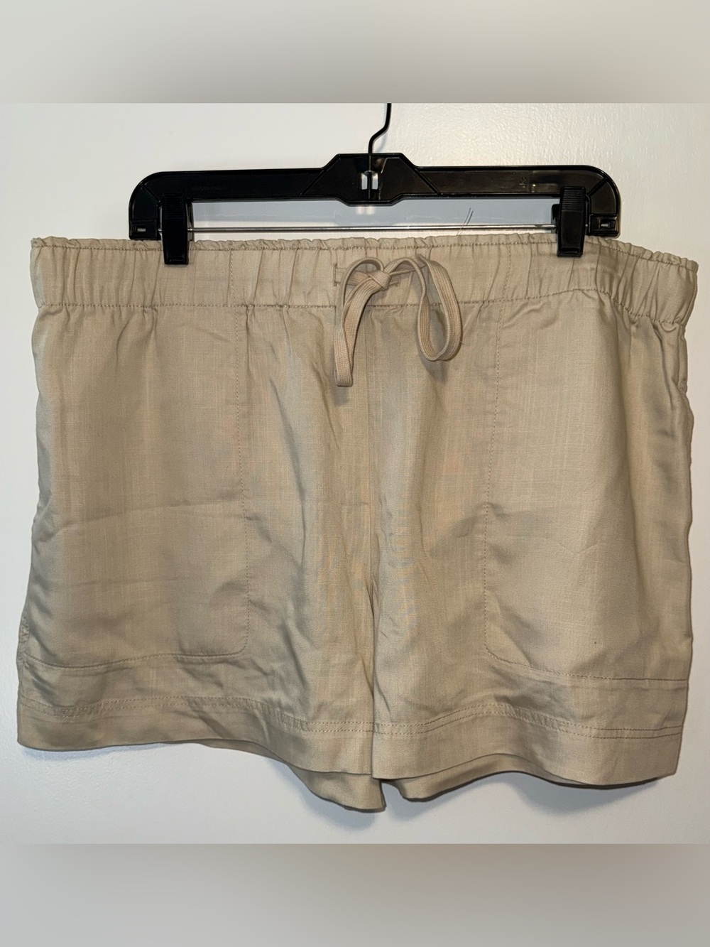 Hilary Radley Tan Elastic Waist Linen-Blend Shorts